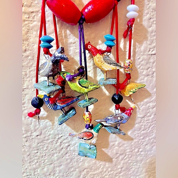 wood birds folk art necklace vtg 00AK hand-painted beaded adjustable satin cord - Picture 2 of 12